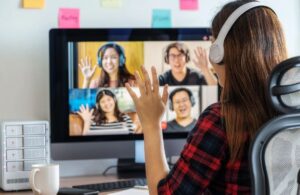 How to Stay Connected in Virtual Classrooms: Building a Community Online