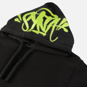 Community-Driven Philosophy: The Power Behind the Syna World Hoodie