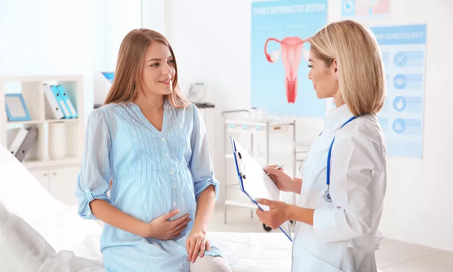 Gynecology consultation Pregn 168704978 1