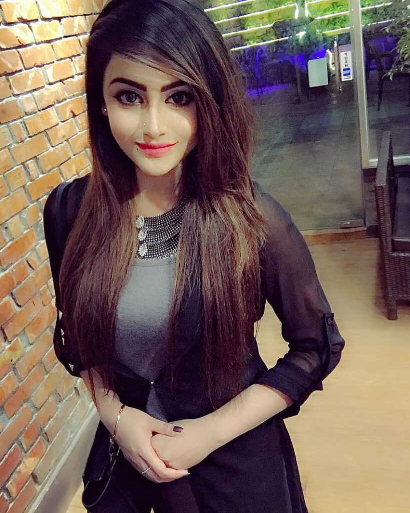 call girls in sharjah