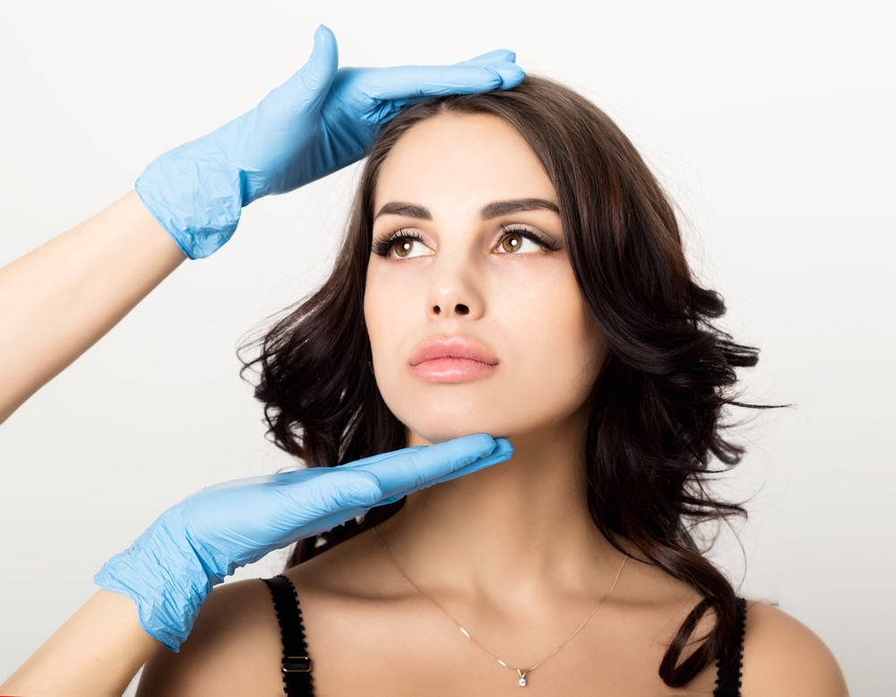 كيف تعزز جراحة تجميل الأنف ثقتك بنفسك وتناسق ملامح وجهك